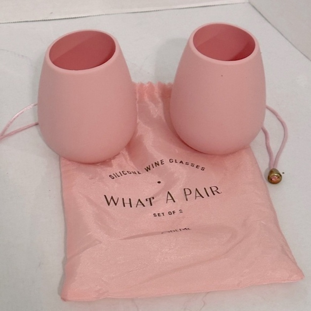 Odeme Soft Pink Drawstring Bag with 2 wine glasses NWT